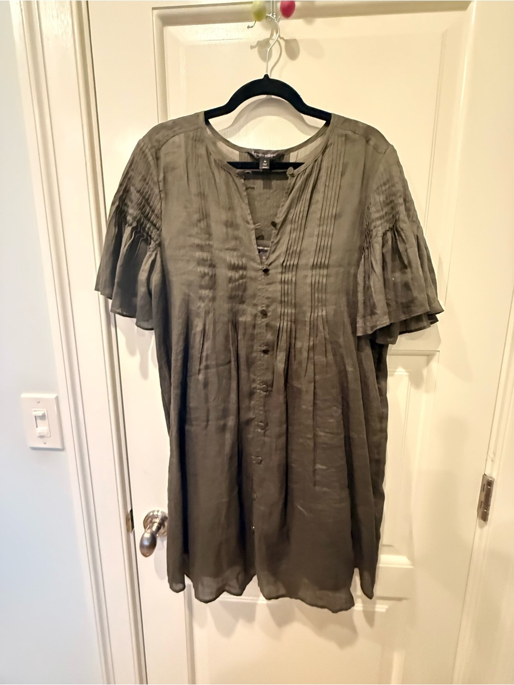 Banana Republic Olive Green Ramie Pintuck Button-Front dress